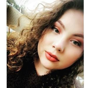 Meet your Posher, Raquel